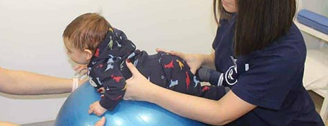 fisioterapia-pediatrica-bola
